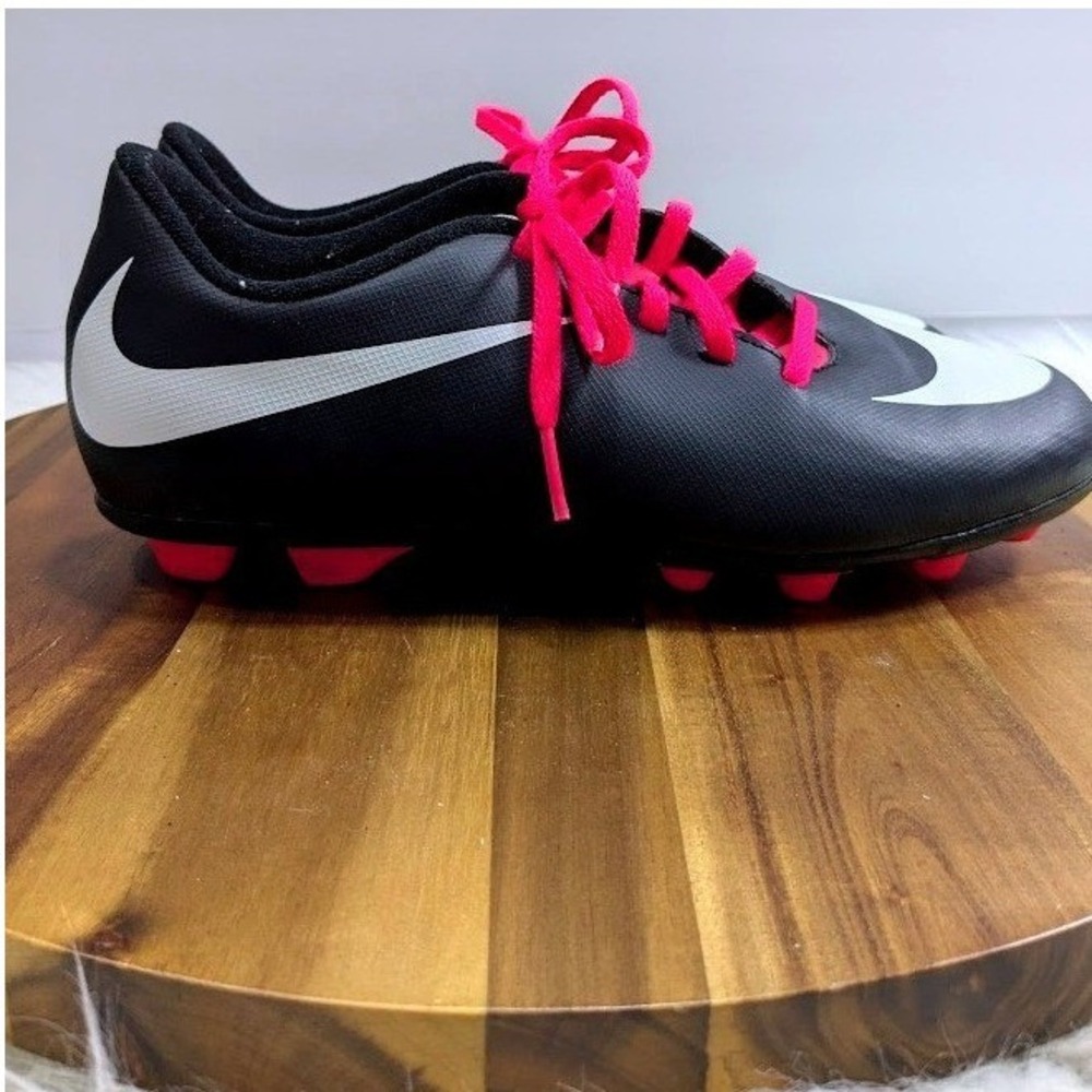 Nike Mercurial Victory V FG Youth Soccer Cleats 5Y Black Pink White 749906-016‎
